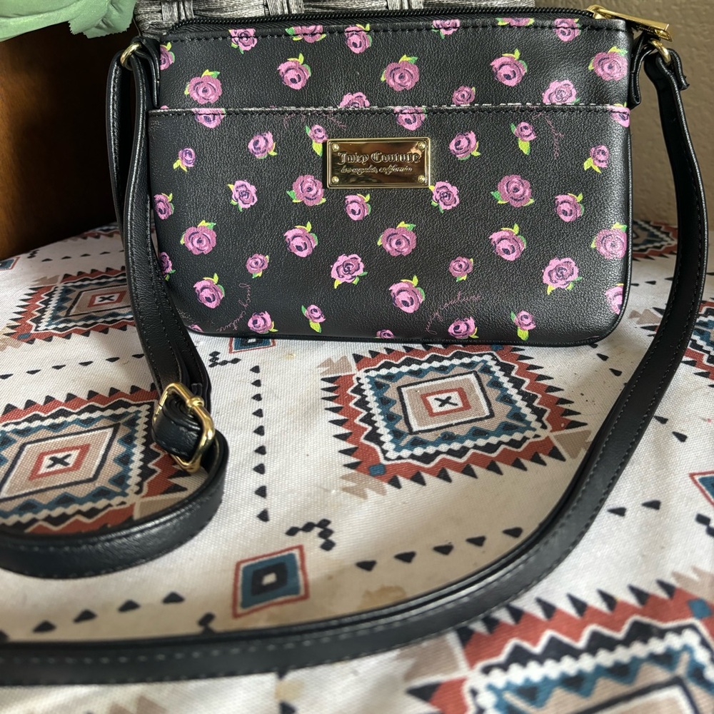 Small Juicy Couture cross body